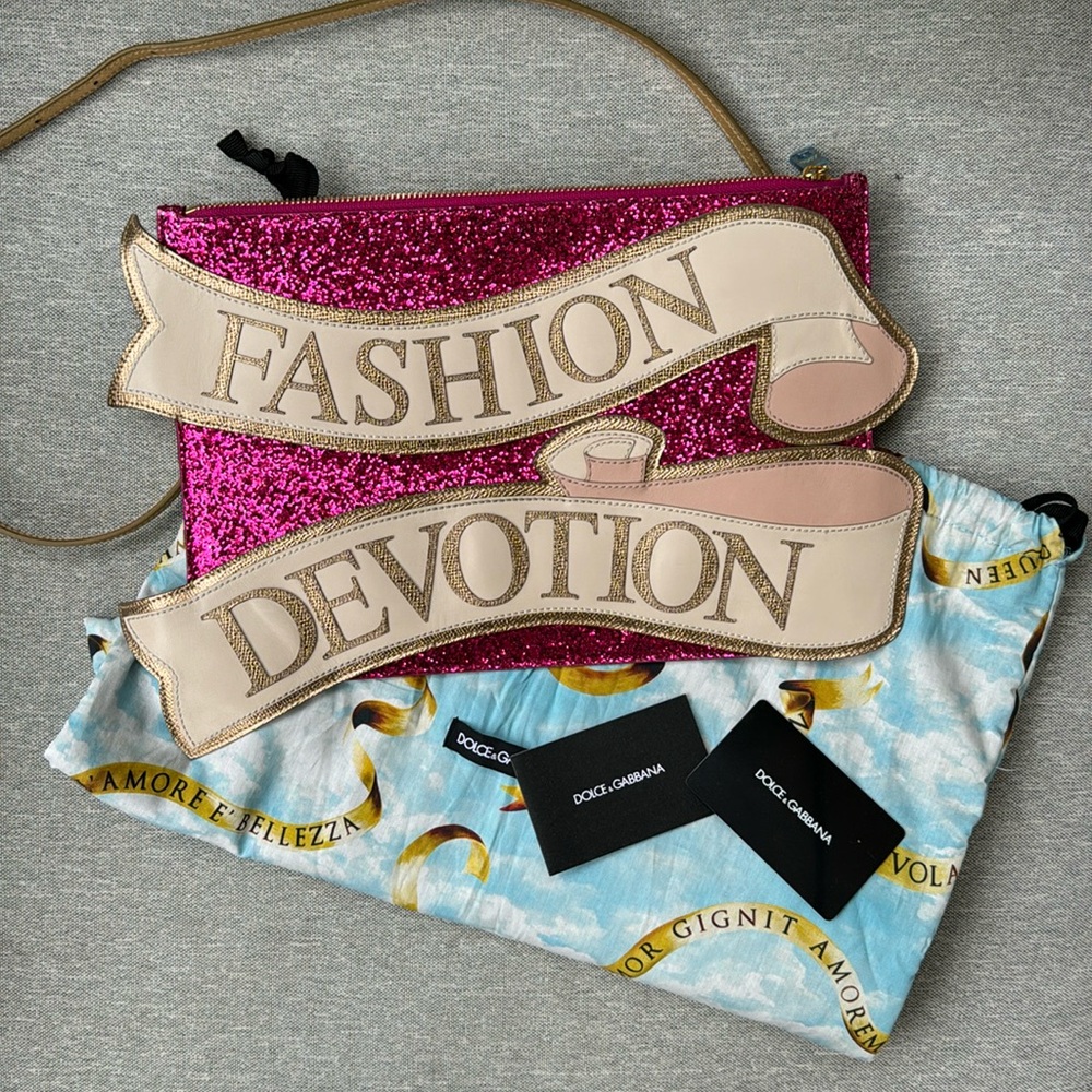 Dolce & Gabbana Glitter Pink CLEO Bag New w/Duster and Card